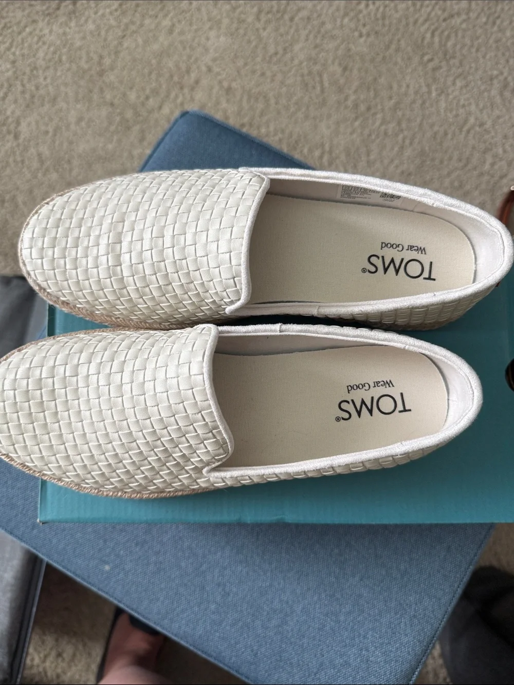 Tom’s Carolina woven slip on